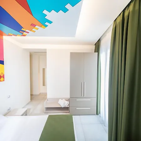 Frühstückspension Happyrooms 3*