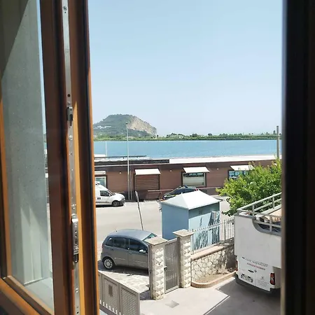 Happyrooms Bed & Breakfast 3*