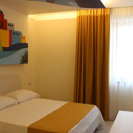 Happyrooms באקולי