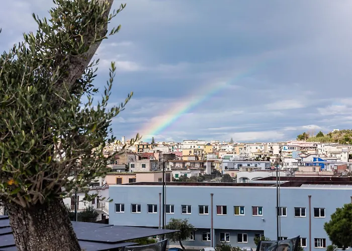 Alojamento de Acomodação e Pequeno-almoço Happyrooms 3*