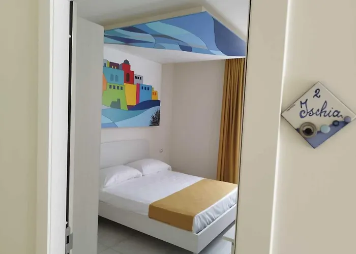 Alojamento de Acomodação e Pequeno-almoço Happyrooms 3*