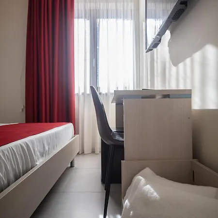 Happyrooms Bed & Breakfast *